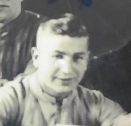6thairborne's tweet photo. Cpl. Leslie McMahon 6th Airborne Divisional Signals, #RCOS KIA #OTD 24th March 1945 aged 25 buried Reichswald Forest War Cemetery. #OpVarsity https://t.co/FKTPg1HxPN