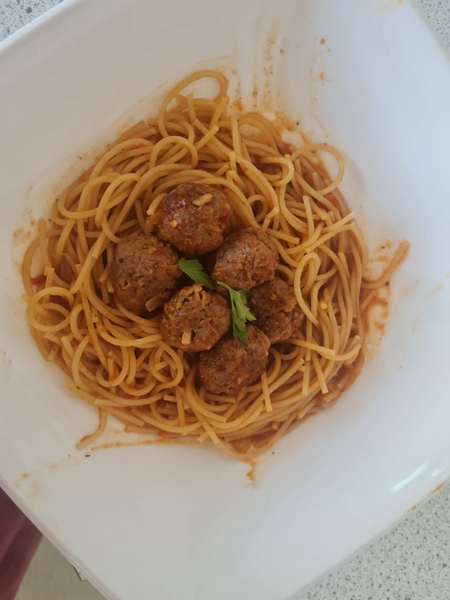 S3 made Spaghetti and Meatballs this week. They all worked well and made an excellent job with garnishing and serving the dish 🍝 

Thanks to @MakeItScotchSc for the meat voucher!! 👏👌🌟 #makeItScotch