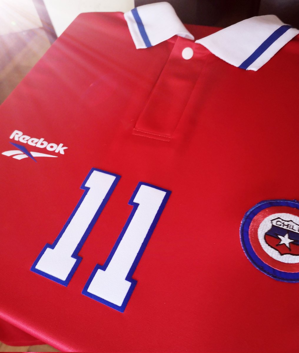 FANATIKSHOP's tweet photo. Hay que creer!

Si #LaRoja suma puntos hoy en Brasil nos rajamos con una 👕🇨🇱9️⃣6️⃣ entre los que den RT Y ❤️ a este tuit!

#VamosChile! https://t.co/gW1HXMhdzb