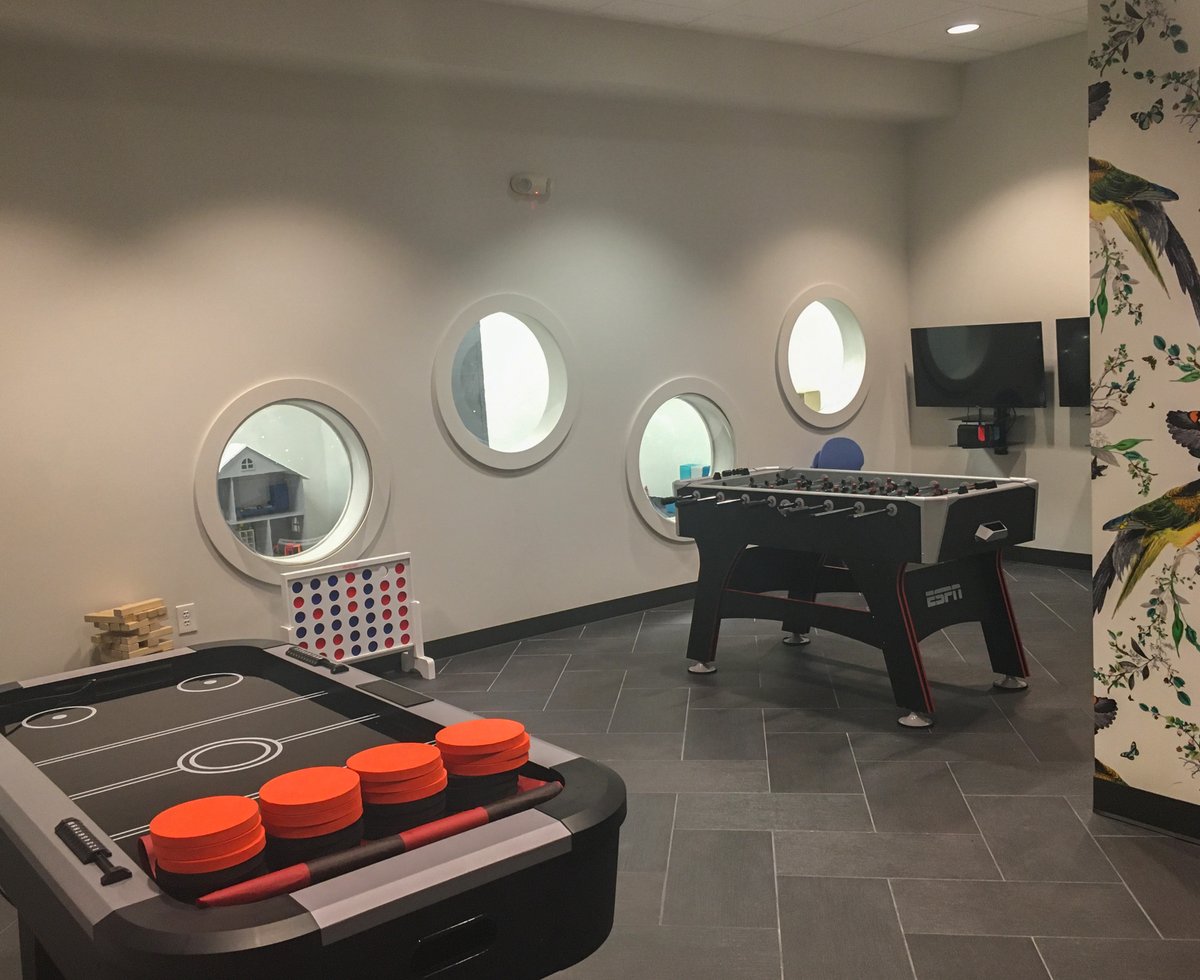 Van_WinkleCo's tweet photo. @freechapelmidtown held their first service in their new permanent @MidtownATL home last Sunday. Here's a peek at @freechapel's renovated #church home on 14th Street. We're thrilled we could serve in creating a space just for them! #worship #renovation #construction https://t.co/JPBZ0Uwy3K