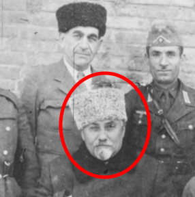 yukselhos's tweet photo. Ermeni Nazileri tanıyalım.
Bu adamın adı DRO lakaplı Drastamat Kanayan. Ruslarla birlik olup Osmanlı'ya ihanet etmişti. 1942'de ise Nazilerle birlikte Ruslara ihanet etti. Liderliğindeki Ermenilerle Nazi üniforması giyerek Hitler'in emrinde Kırım'ın istila edilmesinde savaştı.
⬇️ https://t.co/VYfNldGtRM