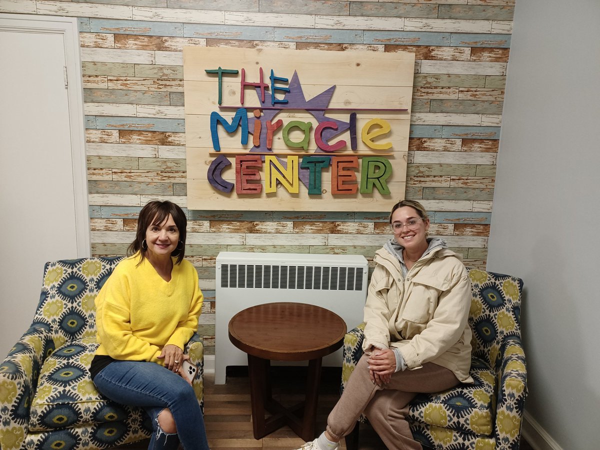 Ruth_K_Hansen's tweet photo. Super excited to tour the new building for @TMC_Chicago this afternoon! How would I describe them? A holistic arts organization in the Belmont Cragin neighborhood of Chicago - being grounded makes them visionary. https://t.co/EQz2mZLRP2