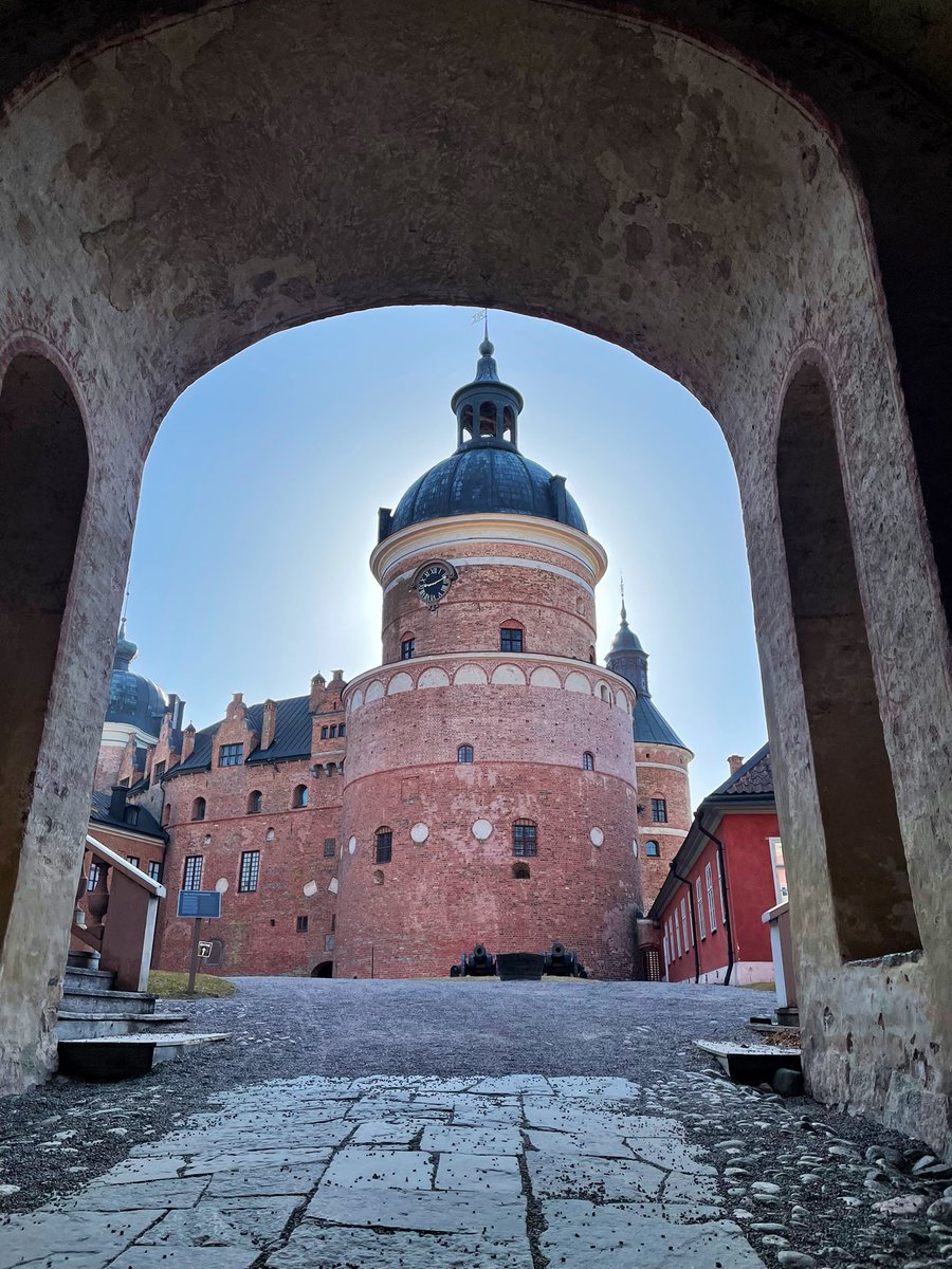 chaosmacken's tweet image. 🏰🦆🪟