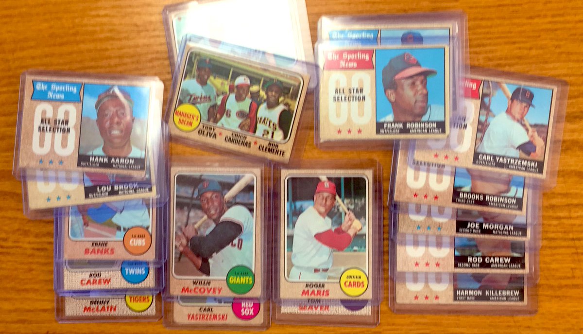 Oregarus's tweet photo. Thursday #Mailday. A few of the #1968Topps to help fill in the binder. Whole bunch of scrubs and no-namers!! Love my #Hobbyfam #thehobby #Topps https://t.co/jawrwy8bnW