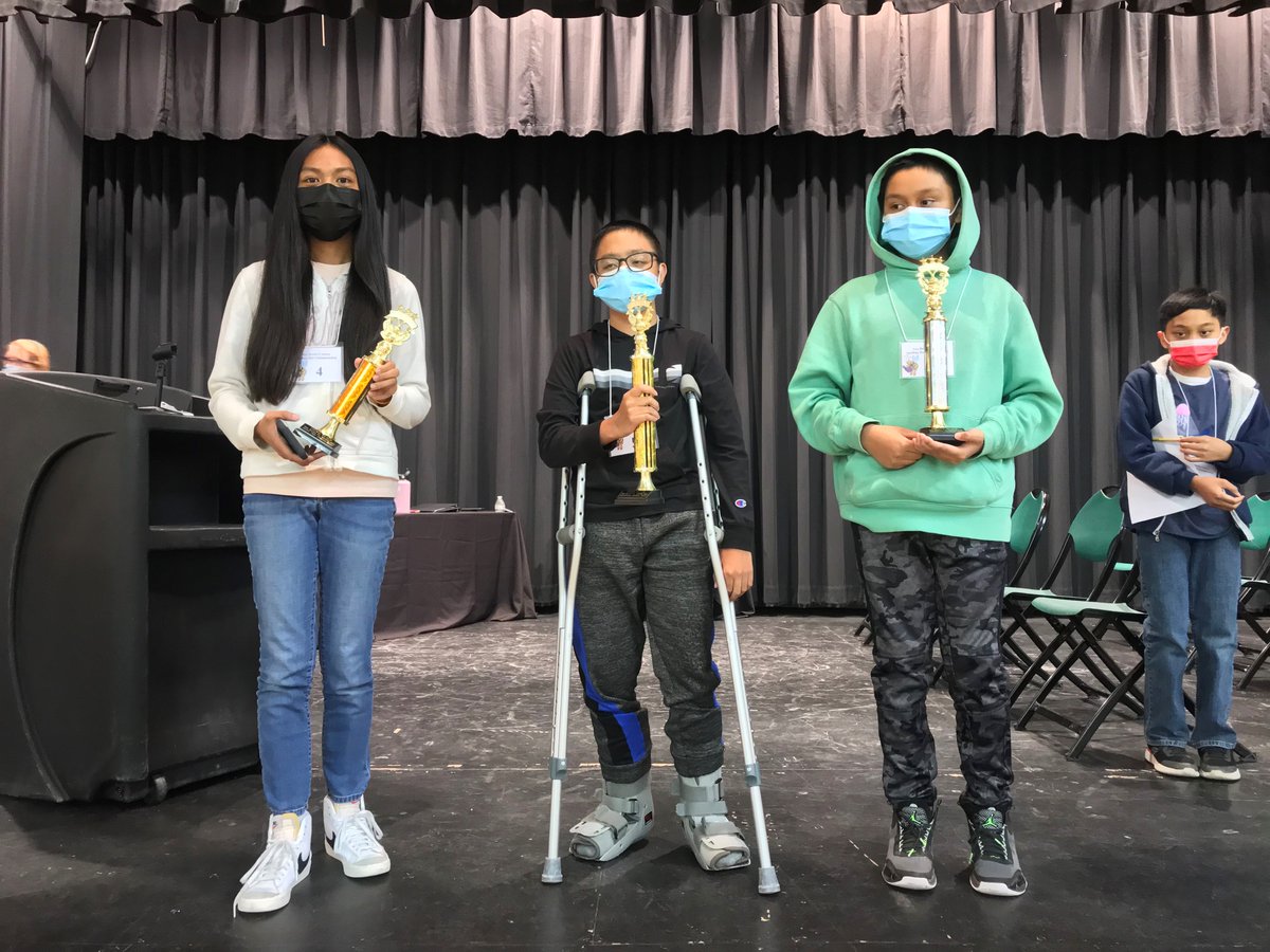 SBCOE95023's tweet photo. Congratulations to San Benito County's 7-9th grade 2022 Spelling Bee Champions!
1st: Alex Lozano (Rancho Santana); 2nd: Zachary Lozano (Rancho Santana); 3rd Amanda Costales (Rancho San Justo)
Alex &amp; Zachary will represent our county at the State Spelling Bee May 14! #sbcoeengages https://t.co/TRdSWVQQep