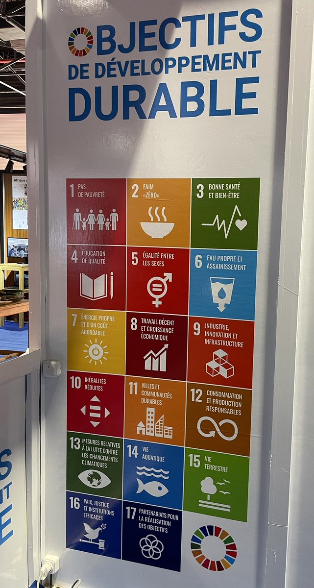 aubertmh's tweet photo. Avec les maires d’#Afrique, @Les_Yvelines défendent un modèle organisé d’#assainissement non collectif, + adapté, moins cher, permettant une économie circulaire des boues et une ressource pour les communes #SPANC #WorldWaterForum9 @UCLGAfrica https://t.co/ZY2erPhVaB