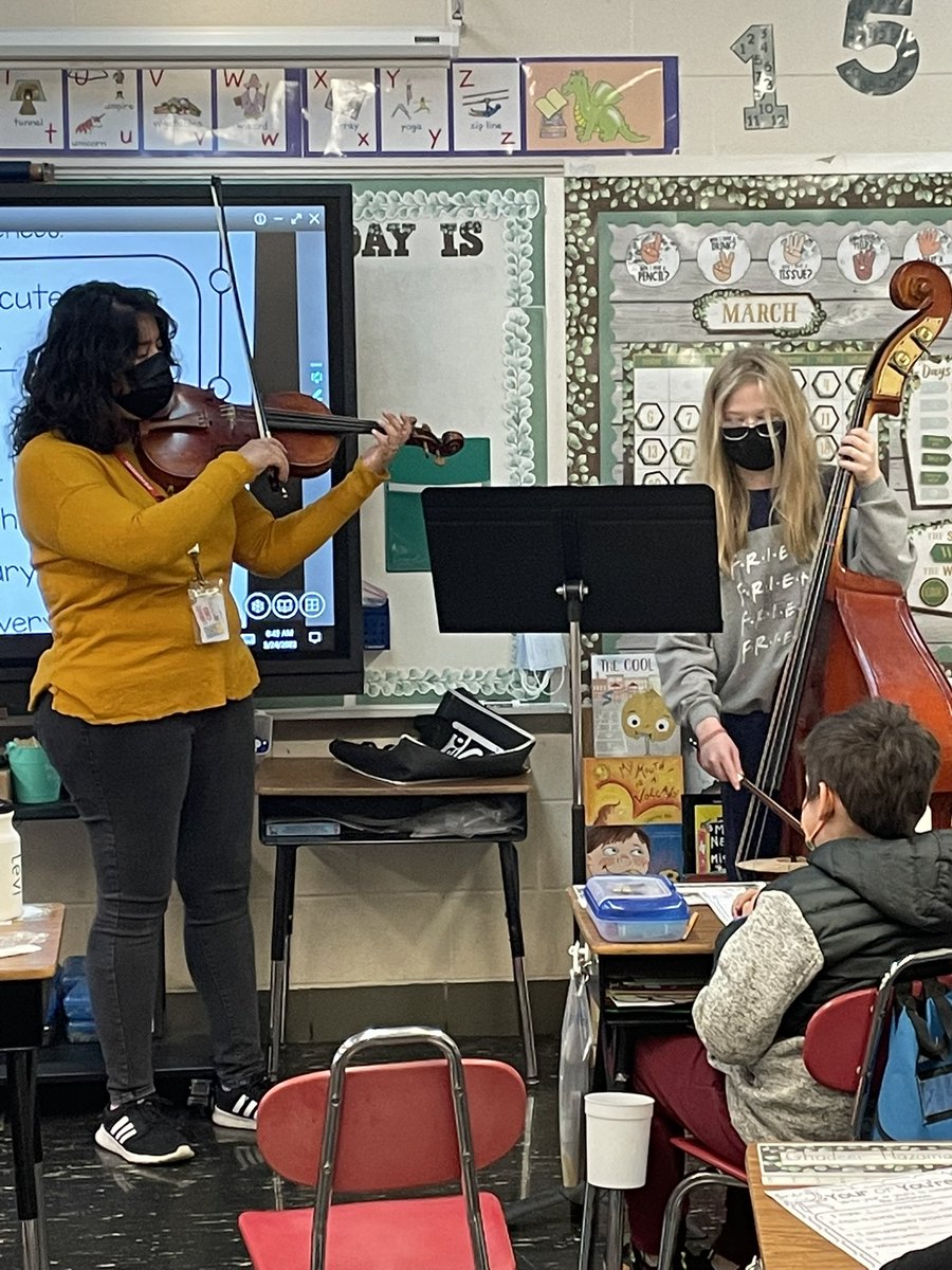 SPEDin2Learning's tweet image. Today we were able to hear Ms. Orozco and an orchestra member play a few songs for us. Thank you for the musical treat!