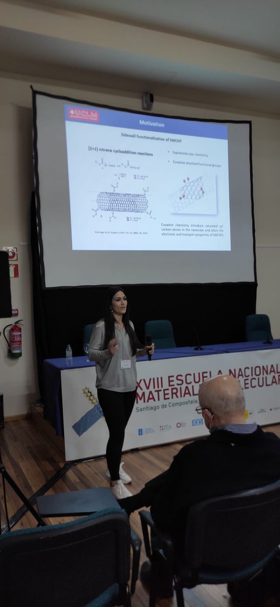 Finally, Helena Uceta and her nice talk about #carbonnanotubes #functionalization and #perovskites @MolToledo @MAmbBioquimUCLM @uclm_es 👏👏