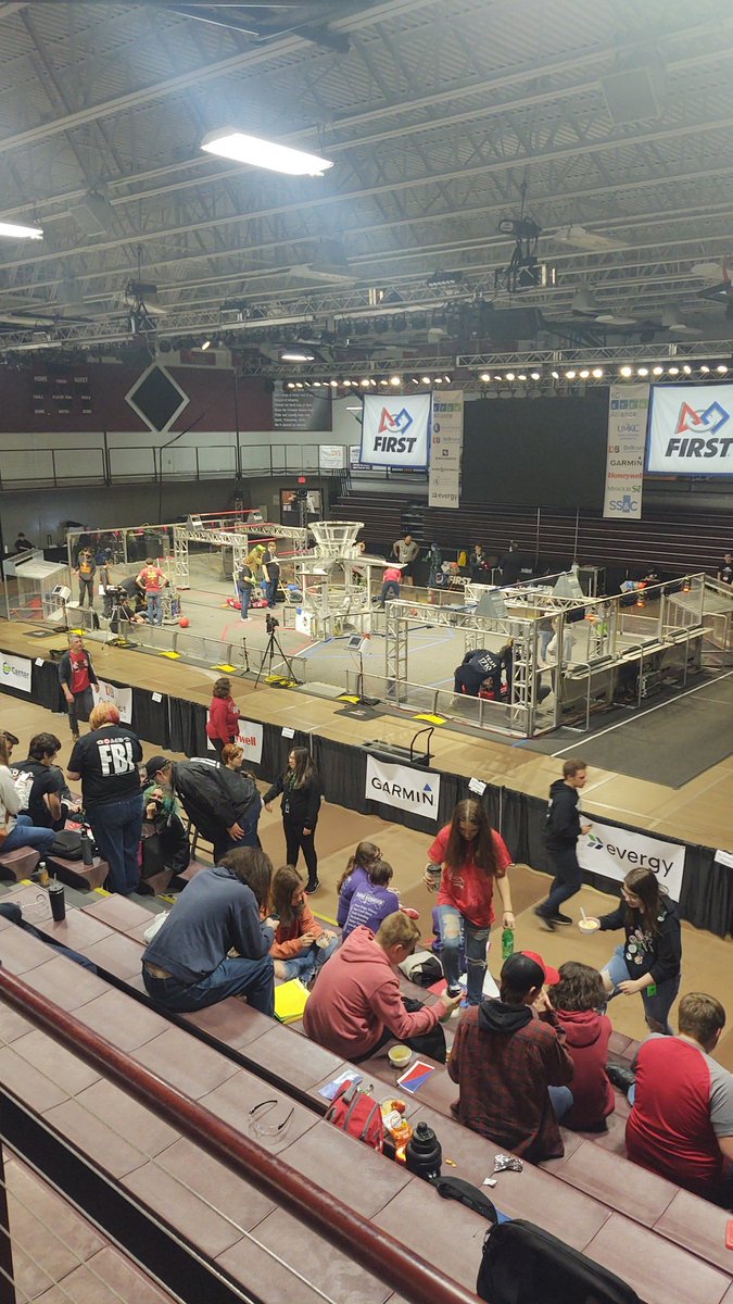 ReedFagan1's tweet photo. Setting up for the FIRST Robotics Competition. Go Nerd Herd, Team 937! #FRC @SM_NORTH_HS https://t.co/ZBsrzd9nt8