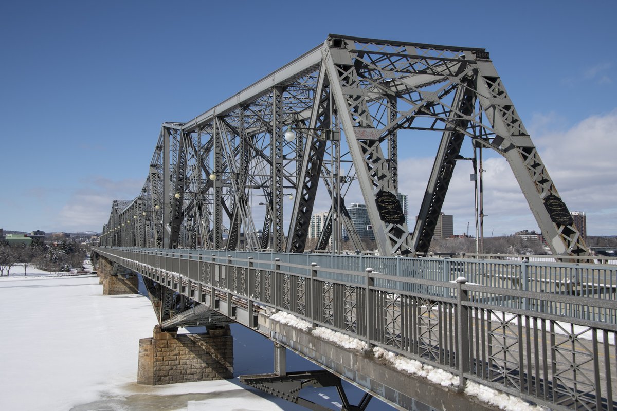iaac_aeic's tweet photo. #PublicCommentPeriod: #IAAC invites the public and Indigenous groups to comment on the proposed #AlexandraBridge Replacement Project in #Ottawa #ON and #Gatineau #QC.
You have until April 10th to #HaveYourSay π https://t.co/vTxUcP4wZS https://t.co/esCitpSXyj