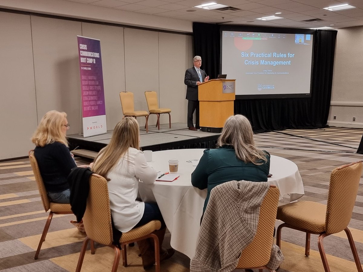 ThePWorld's tweet photo. Greg Trevor from University of Georgia on the new rules of #crisis #communications in a post-pandemic world.
#ccbc18 πΊπ² https://t.co/FYjf1YWr9B
