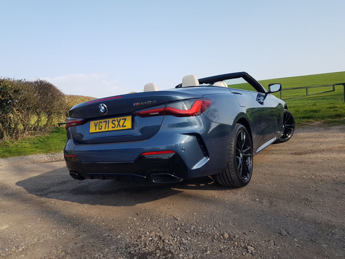 MttRbnsn's tweet photo. Here's an interesting mix of ingredients. Inline-six turbodiesel. Four-seater convertible. xDrive AWD. M Performance know-how.
Say hello to the @BMW_UK #M440d #xDrive #Convertible, £66,745 as tested and here for the next eight days.
Grilles too... https://t.co/aKc6AKEz0x