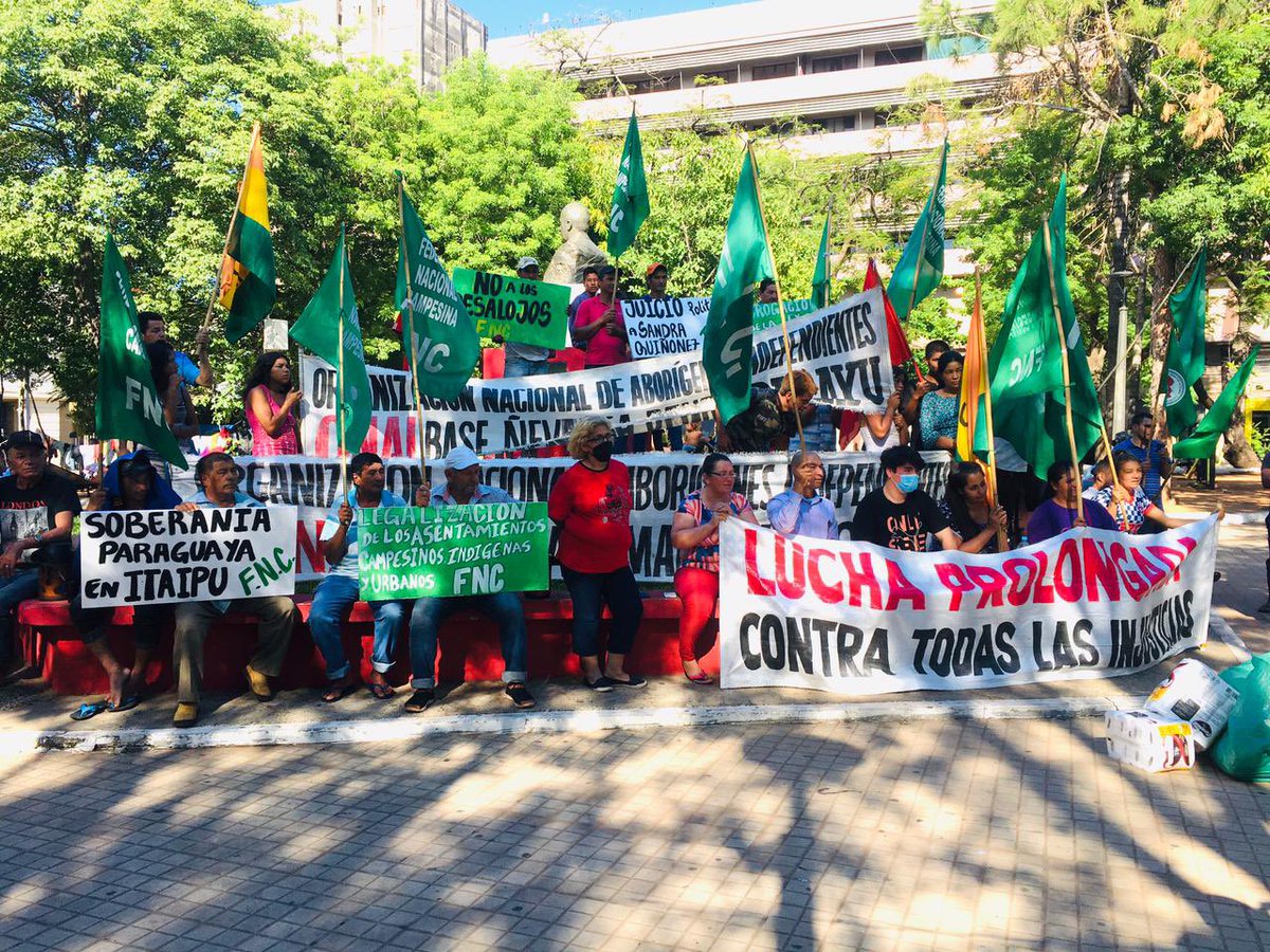 carlosfilizzola's tweet photo. ✊🏼Empieza hoy la #XXVIIIMarchaCampesina, Indígena y Popular, en el marco de la #LuchaProlongada #ContraTodasLasInjusticias
💪🏼Apoyamos sus legítimas reivindicaciones
Por el cumplimiento de sus derechos, por el cambio de este modelo de país desigual que criminaliza la lucha social! https://t.co/xKpfbjDA3O
