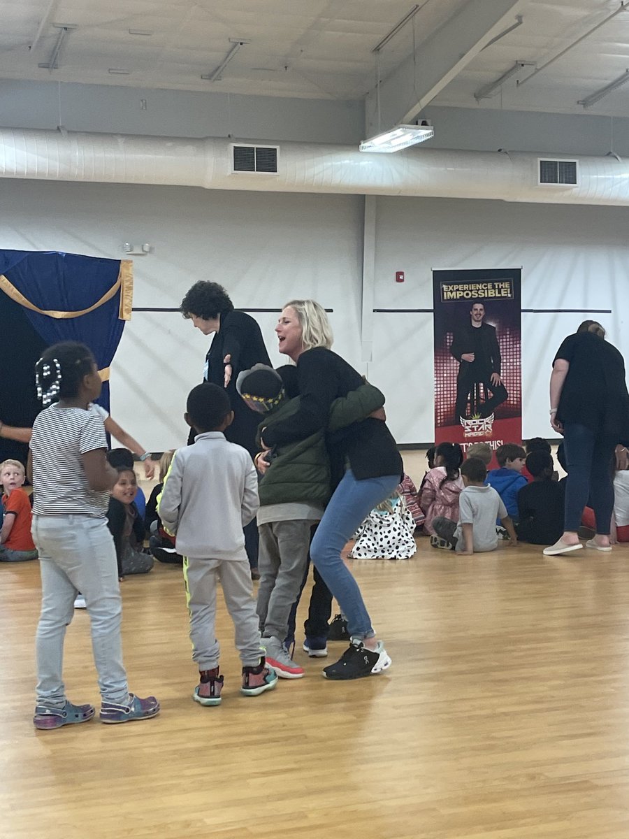 vashleypadgett's tweet image. Leadership matters!!  #esspride