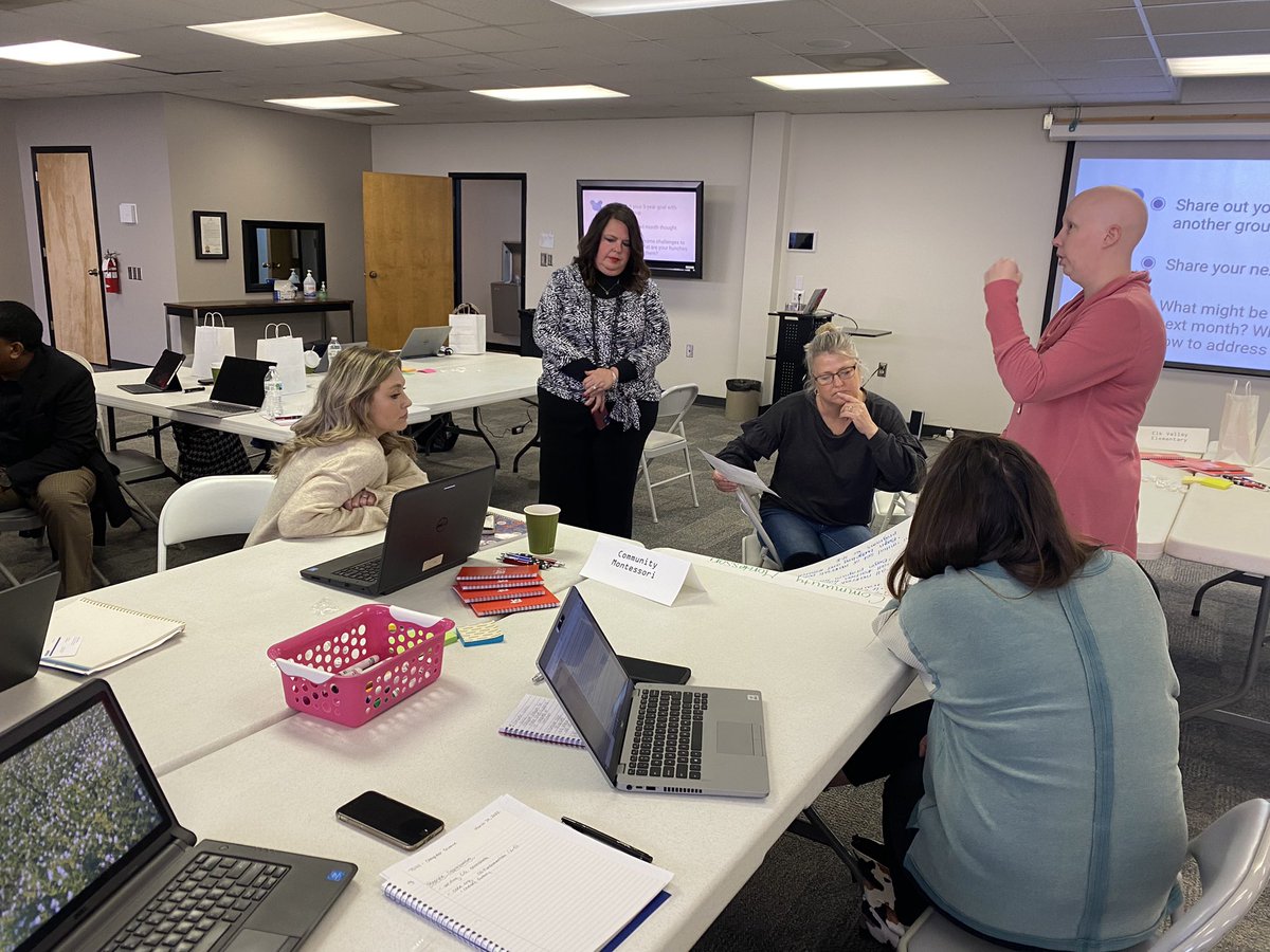 BeckyAshe's tweet photo. Schools already working on models for themselves and others to prepare staff to meet @TNedu expectations integrating #CS for all students. #futureworkforce #designingfuture @theTSIN https://t.co/PfMGWkfYOW