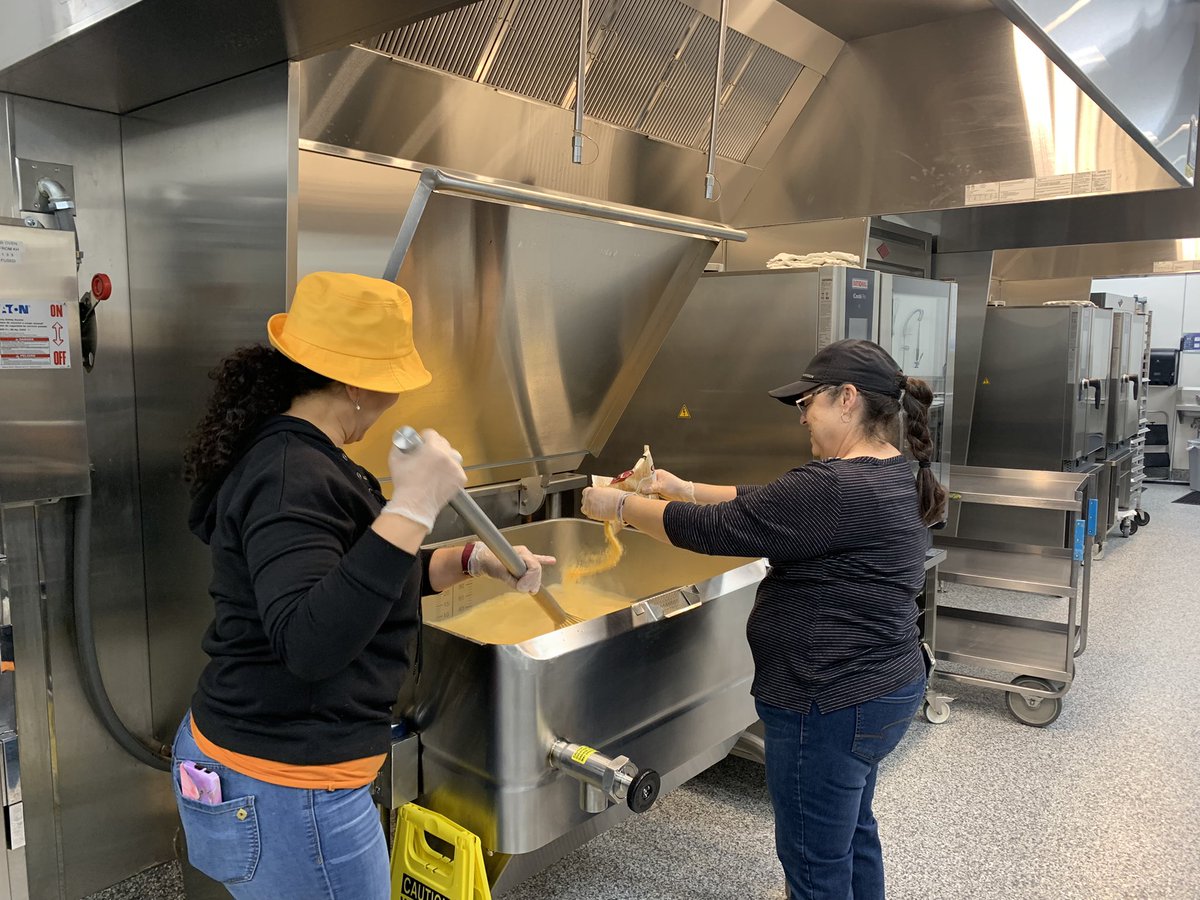 Maria &amp; Olivia <a href="/MISEagles5_6/">Maize Intermediate School</a> prepared Beef &amp; Cheese Nachos yesterday. For the next two weeks they will host an <a href="/266CTEacademy/">Maize Career Academy</a> student intern who will get some practice with quantity recipes, inventory management, and commercial kitchen equipment. #maizefoodservice #onema1ze