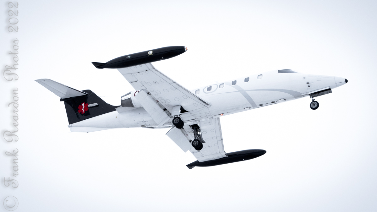 FrankReardon1's tweet photo. A #Bombardier #Learjet 35A #CGAJS Landing Runway 34/16 in #Iqaluit #Nunavut on MAR.23.2022 #YFBSpotters #LJ35A by #KeewatinAir Ltd 🇨🇦 an Emergency Air Ambulance Service https://t.co/mWBaGQfC58