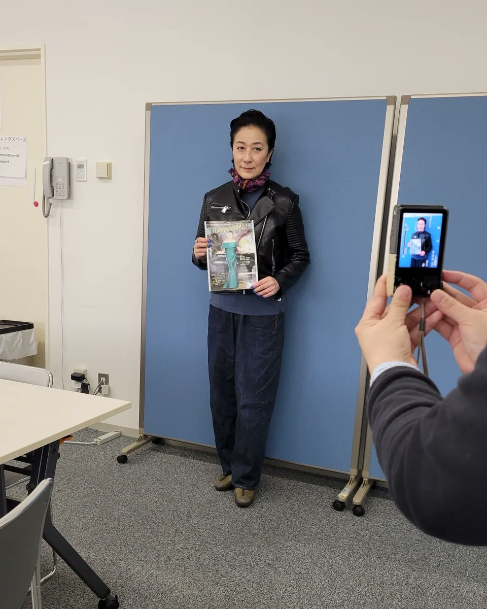 pei1202y's tweet image. 偶然にも大阪芸大の教え子が隣の席に座っていて、二人で再会を喜び話が弾み!嬉しい初春のプレゼント💝👍😷🦕！
この春💐卒業ホヤホヤの本田大河君🎹🎶これから舞台デビューします!応援宜しくお願い致します!