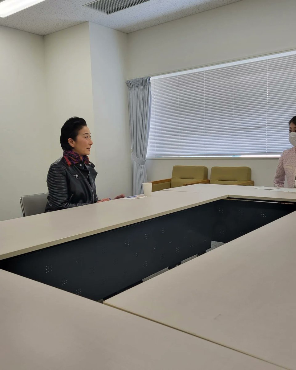 pei1202y's tweet image. 偶然にも大阪芸大の教え子が隣の席に座っていて、二人で再会を喜び話が弾み!嬉しい初春のプレゼント💝👍😷🦕！
この春💐卒業ホヤホヤの本田大河君🎹🎶これから舞台デビューします!応援宜しくお願い致します!