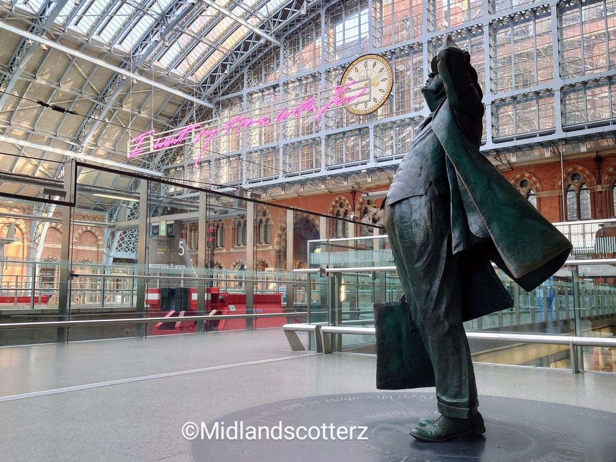 Midlandscotterz's tweet photo. Passing through London St Pancras 'I want my time with you'
#London #londonstpancras
#londonphotography #railway @StPancrasInt #iwantmytimewithyou #Midlandscotterz https://t.co/Ohxj2T7Vou