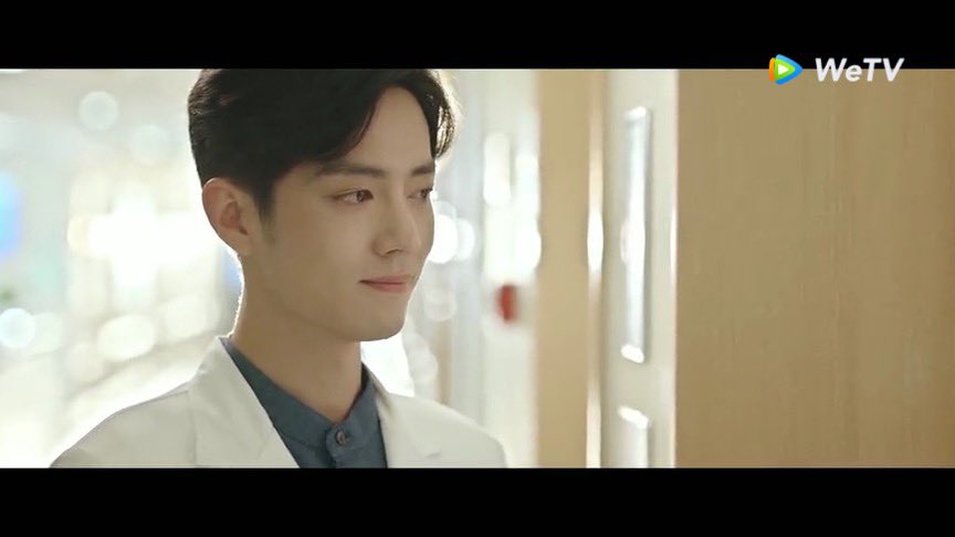 watchingserie's tweet photo. ฮือออ ชอบฉากนี้มาก ยิ้มปนสุขปนเศร้า บอกไม่ถูก ผ้มอินมากกก😭😭 ความพยายามของหมอกู้สำเร็จแล้วนะ

#คุณคือคําปฏิญาณแห่งรัก #theOathOfLove https://t.co/pUBMouGG9i