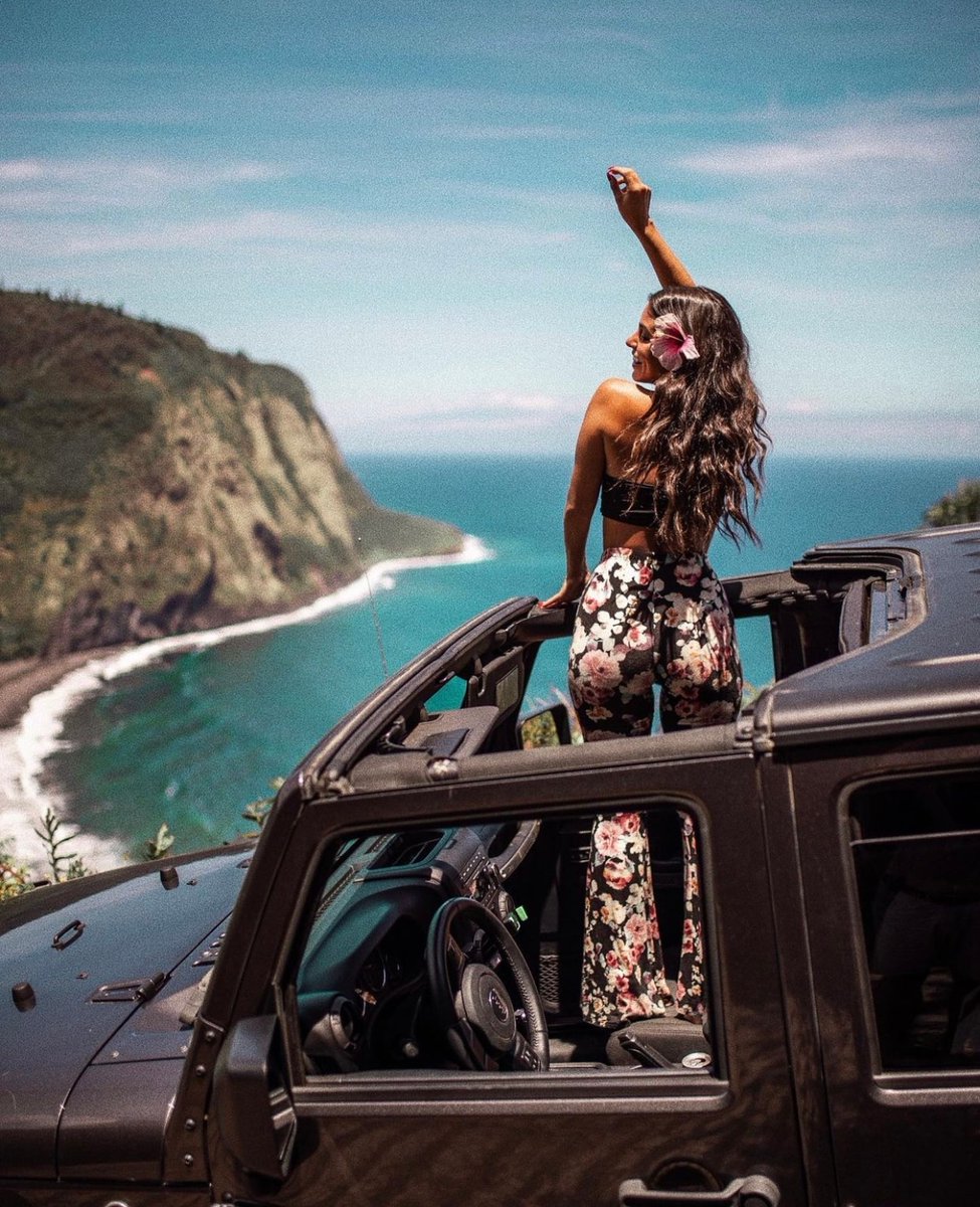 Talk about road trip goals. 🚗

Waipio Valley is located in the Hamakua District of the Big Island of Hawaii! This coastal drive is known for its dreamy tropical beauty.

Photo via <a href="/nicoleisaacs/">Nicole Isaacs</a>

#travel_photographer #photography #photographer
