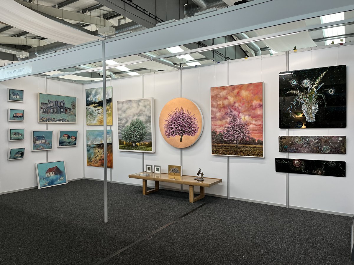 Alpha Art Gallery tweet media