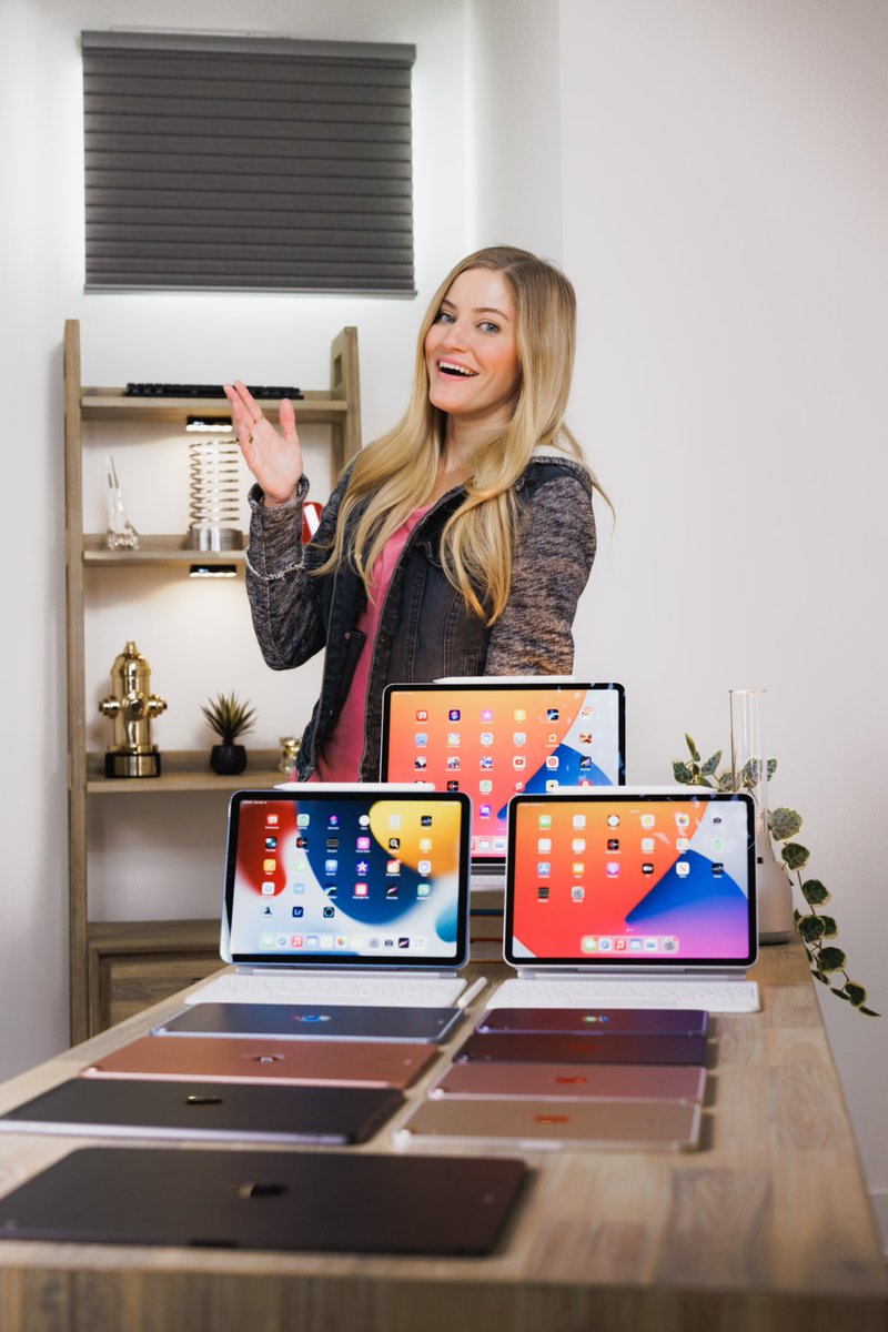 iJustine tweet media