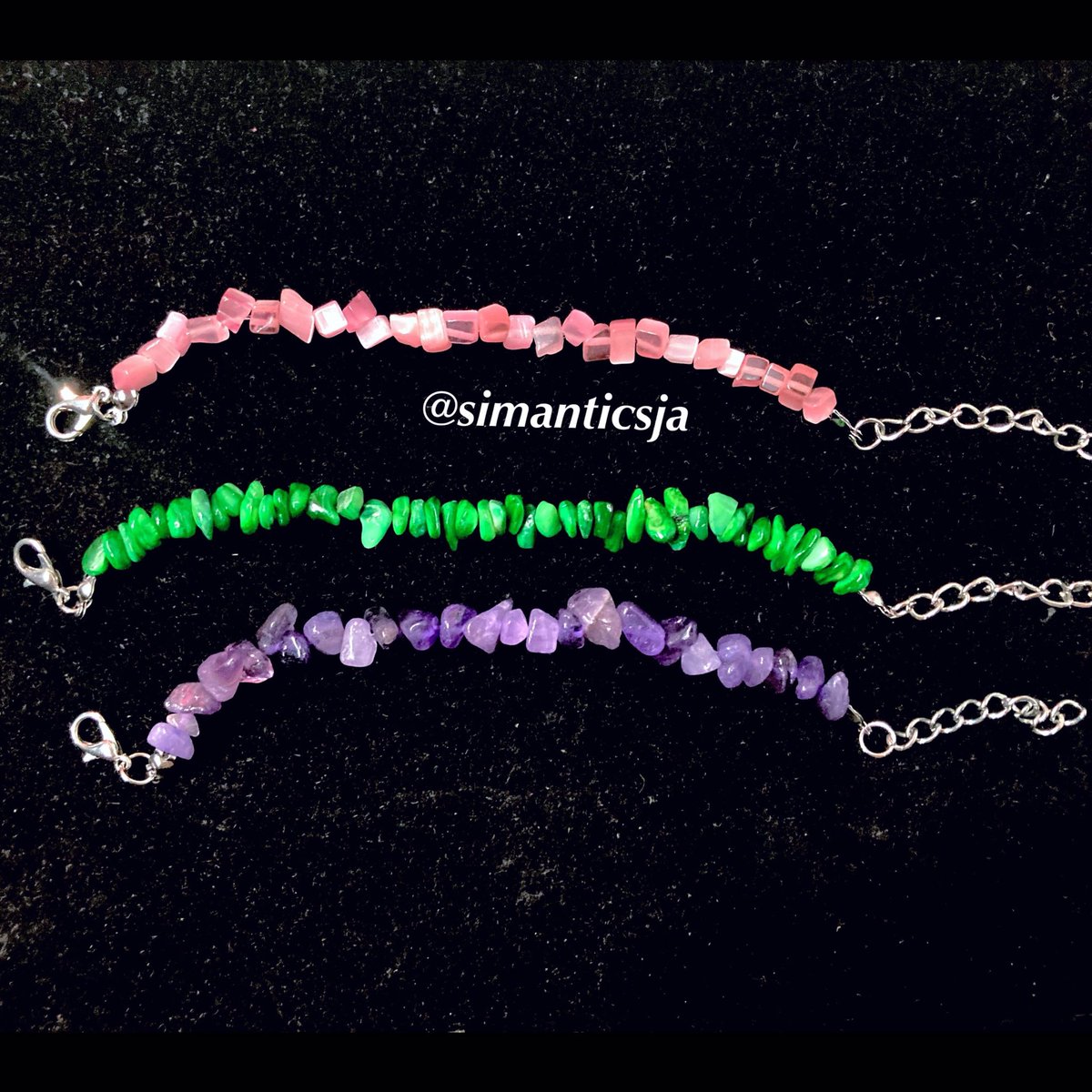 simanticsja's tweet photo. Rough-cut stone bead bracelets available 😍
$800 per bracelet https://t.co/hHYwLoIeb9