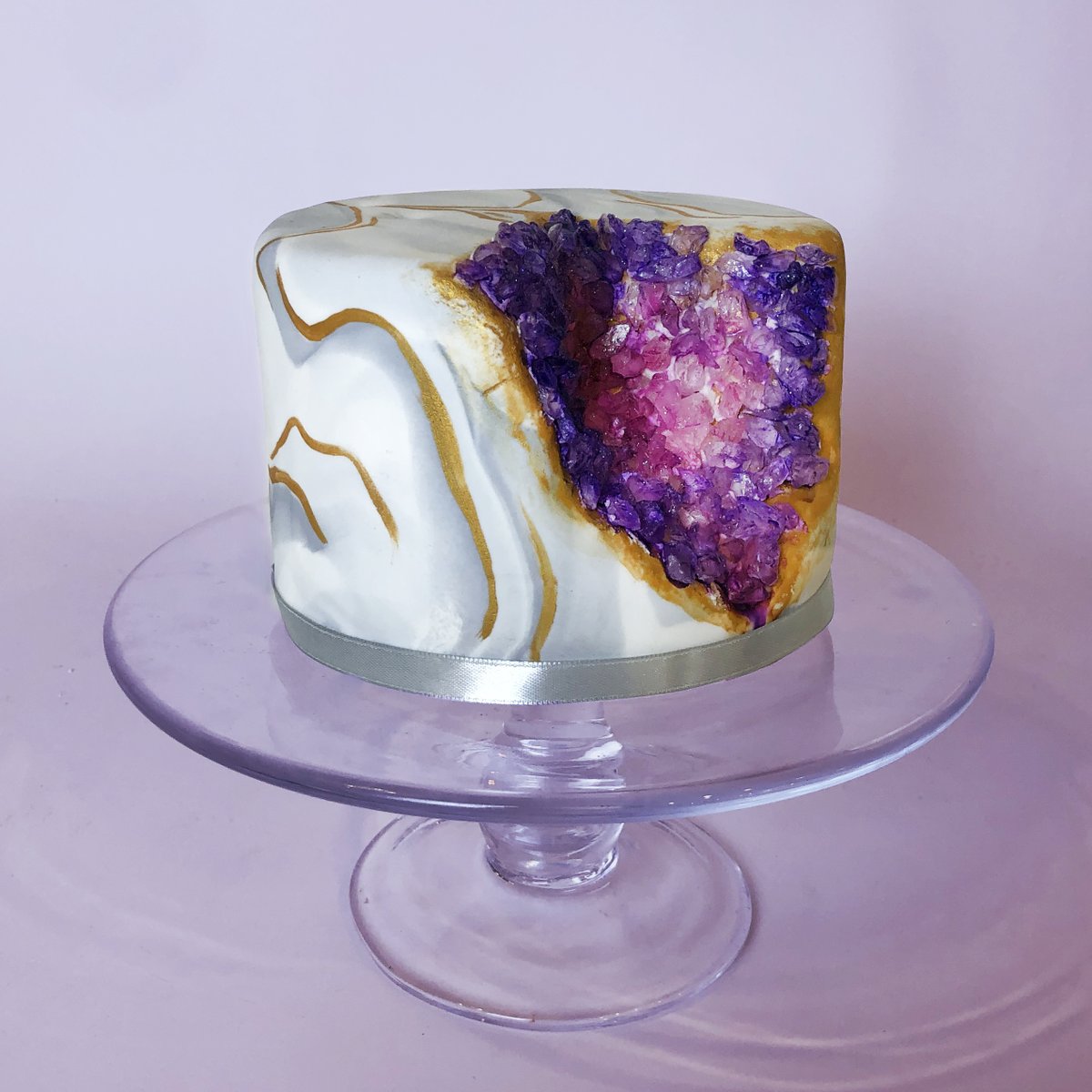 Charm_CityCakes's tweet photo. Sunday, April 3, 2022
2:00 PM - 3:30 PM
Learn to make a geode cake! Our super awesome instructors will guide you through the process of carving, covering, and decorating your cake. :)
https://t.co/G2LqdIsyNb

#geodecake #sculptedcake #charmcitycakes #caketutorial #duffgoldman https://t.co/eZrGU60cJc