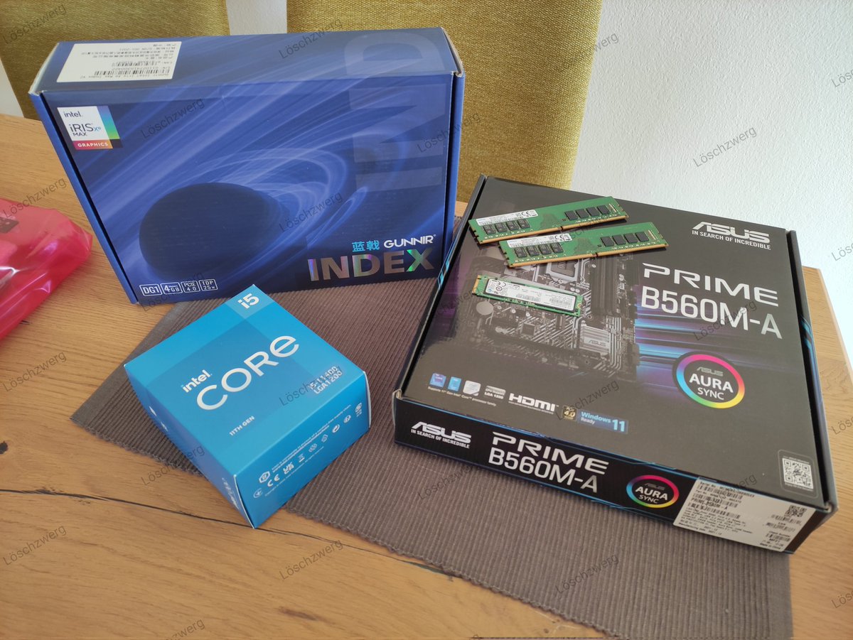 Loeschzwerg_3DC's tweet photo. New system for testing the GUNNIR Iris Xe MAX INDEX V2 🤓✌️
Pssst 🤫 It's already running without uCode Mod on the Asus B560M-A.
#intel #DG1 #xegraphics #gunnir #b560 #rocketlake https://t.co/yqTD2C7KDE