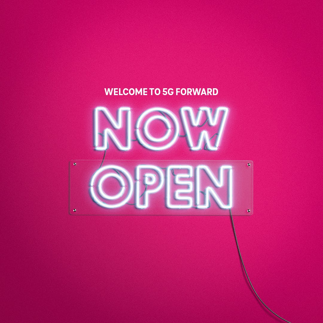 Vanessambtm's tweet photo. .@TMobile's 5G network is open for business! Things like a 5G innovation hub, venture investing, 5G network access for app building. It's pretty amazing stuff if this is your world. #5GForward #TeamMagenta https://t.co/ea0nNVJ84X https://t.co/DcnQxp4zEU