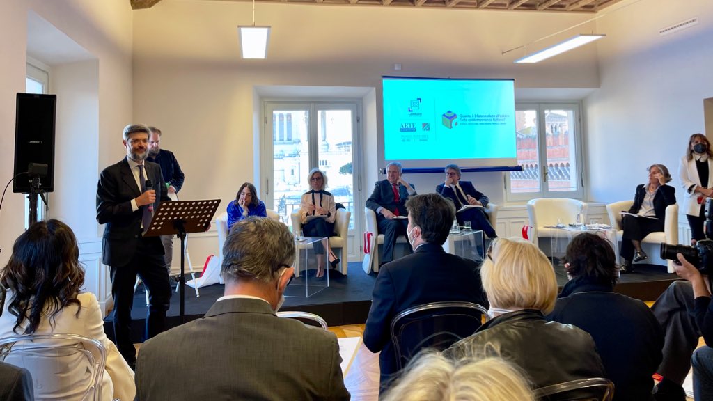 Il Country Manager &amp; CEO di <a href="/GeneraliItalia/">GENERALI ITALIA</a> <a href="/MarcoSesanaTw/">Marco Sesana</a> introduce la conferenza di presentazione del primo rapporto “Quanto è (ri)conosciuta l’arte italiana all’estero”

 #GeneraliValoreCultura #ad