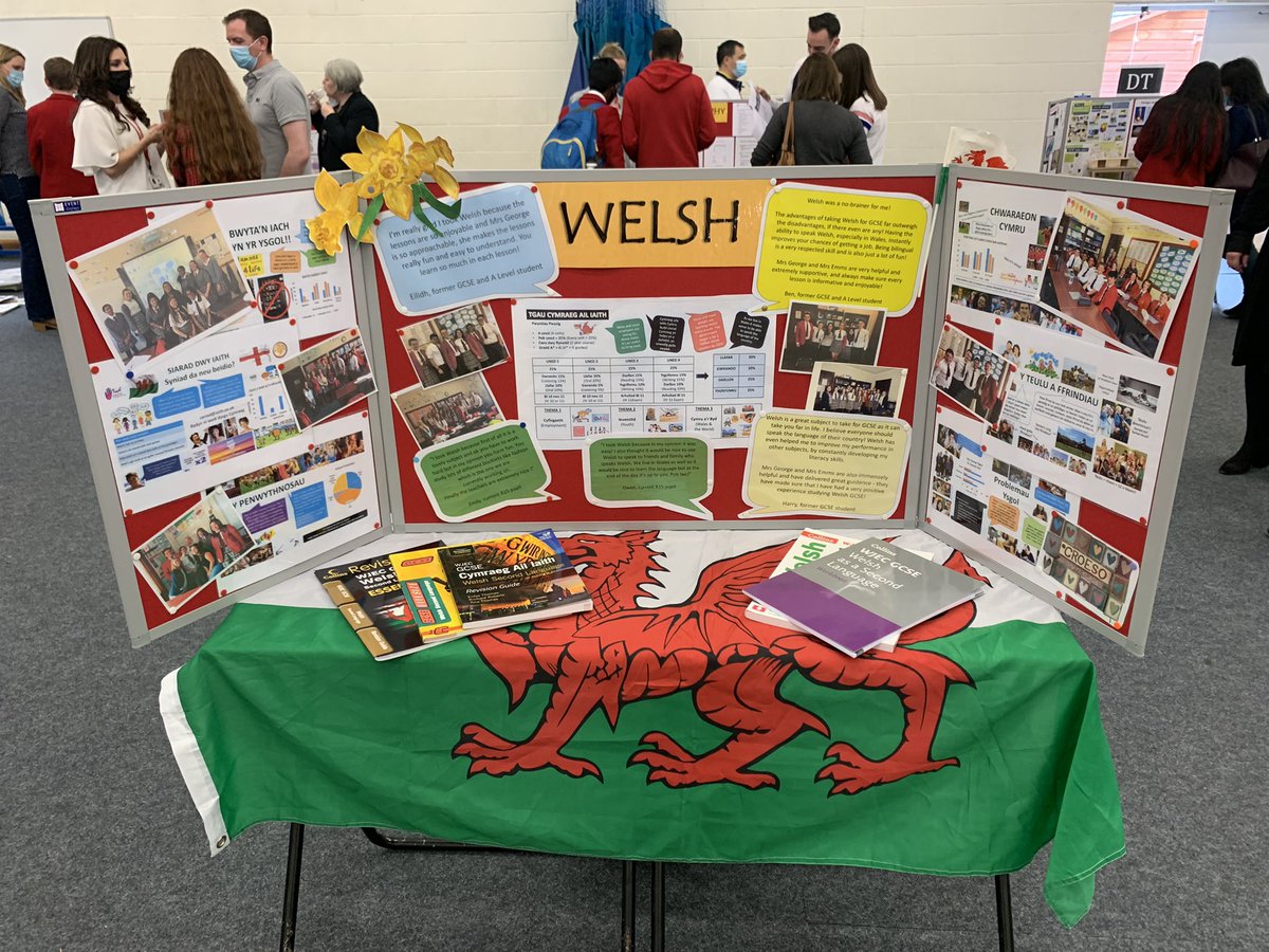 #SJCR13 Options Evening in full swing <a href="/SJCCardiff/">St John's College, Cardiff</a> #SJCSeniors