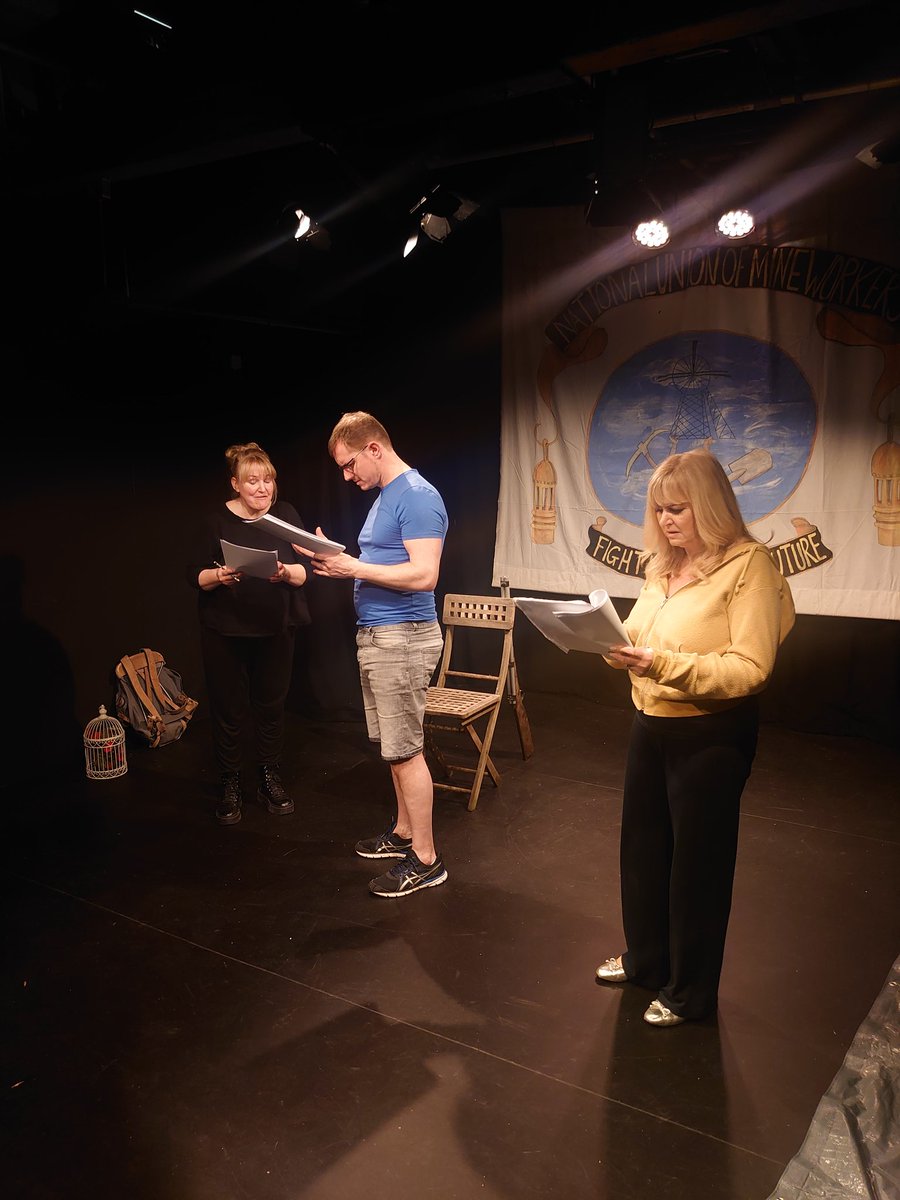 Busy times down at The Wharf. 2 shows in rehearsal at the same time. Sweet Home by @robjohnston62 in today rehearsing in front of the banner for One Big Blow, which precedes it in the calendar. With <a href="/HjGingerjohnson/">Hayley Corbett/John</a> <a href="/adam_urey/">Adam Urey</a> and <a href="/Shauniesue/">Sue Penton</a>