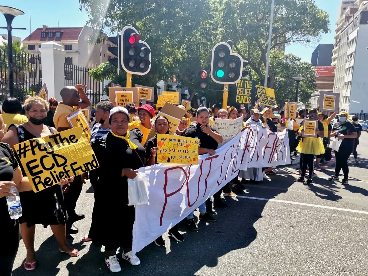 TheJusticeDesk's tweet photo. #Tbt to last week when our #vicechairperson & #communityleader, Theo Lutuli, led a #peacefulprotest outside the @ParliamentofRSA. It involved #standingup against the non-payment of promised #stimuluspackages to the #ECD sector - which is #vital for the #bestinterestofourchildren https://t.co/7ZW1upPJJW