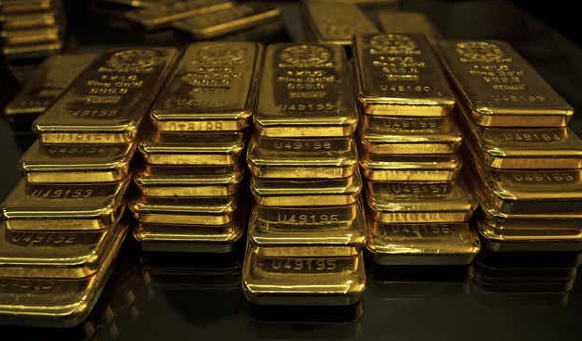 GoldTelegraph's tweet photo. Power eventually shifts from one generation to the next. 

Monetary systems eventually start new again. 

What has been a constant throughout history? 
#Gold. 

People who have said gold has no role in the future have never reviewed the past. https://t.co/Me1n6VqJXd