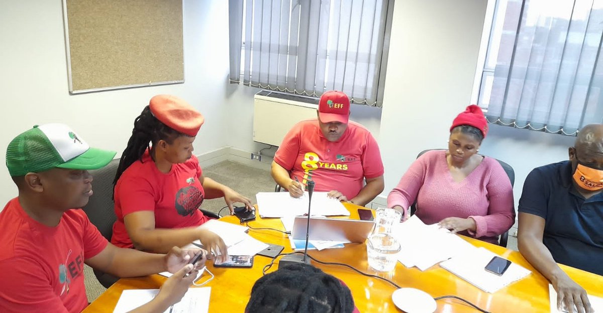 EFFUmgungundlov's tweet photo. Umgungundlovu Special RCT Extended meeting with @madlomo37 https://t.co/Y3sEOpUCKb