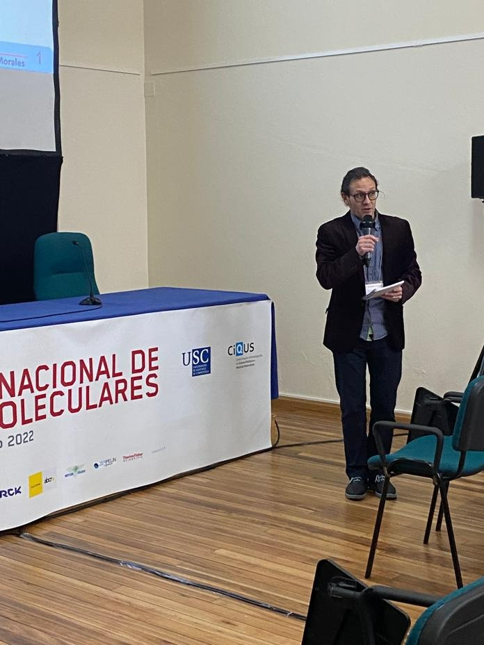 Iniciamos la última sesión de seminarios, en la que contamos como Chair con Guillem Aromí (<a href="/GMMF_UB/">GMMF</a>), recién llegado de su propio seminario de esta mañana! Guillem, muchísimas gracias por este 2x1 que nos has brindado! <a href="/UniBarcelona/">Universitat de Barcelona</a>