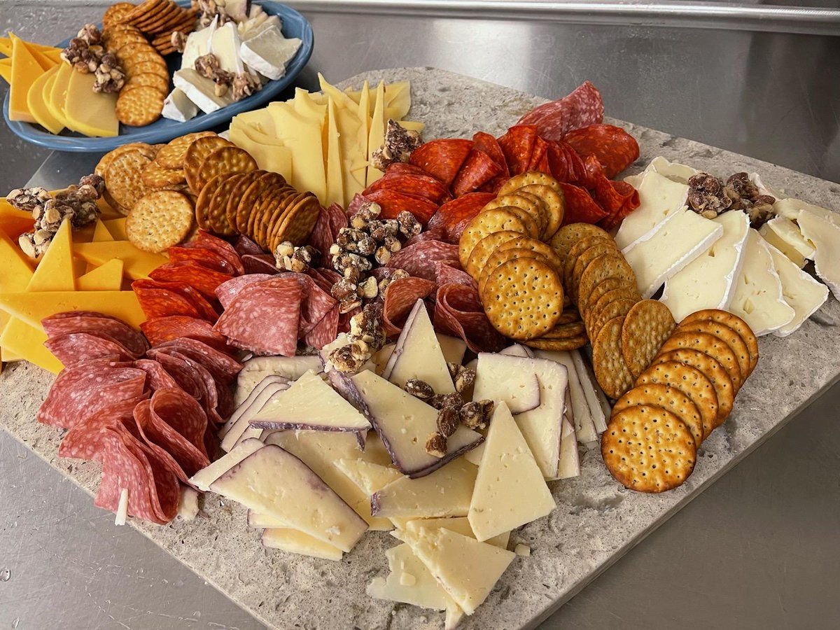 Thank you to our wonderful culinary team for always going above and beyond!

Interested in a creative culinary career with Stonecroft? Please apply at bit.ly/3aDXMBK