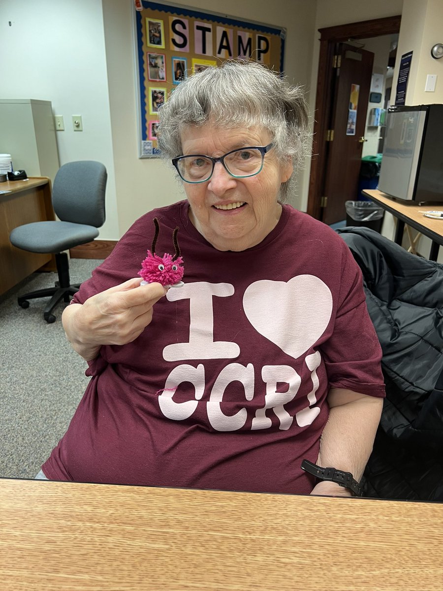 CCRIRylie's tweet photo. Gail and Zoe at STAMP doing some activities with the students- and Zoe made this cute coaster at home! #TeamCCRI https://t.co/aChNLjsB62