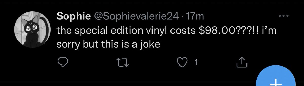 SyredMusic's tweet photo. I’m not saying reselling and scalping is a good thing, but these be the people that hate on those who make a bag lmao https://t.co/ZcsHu0H4FL