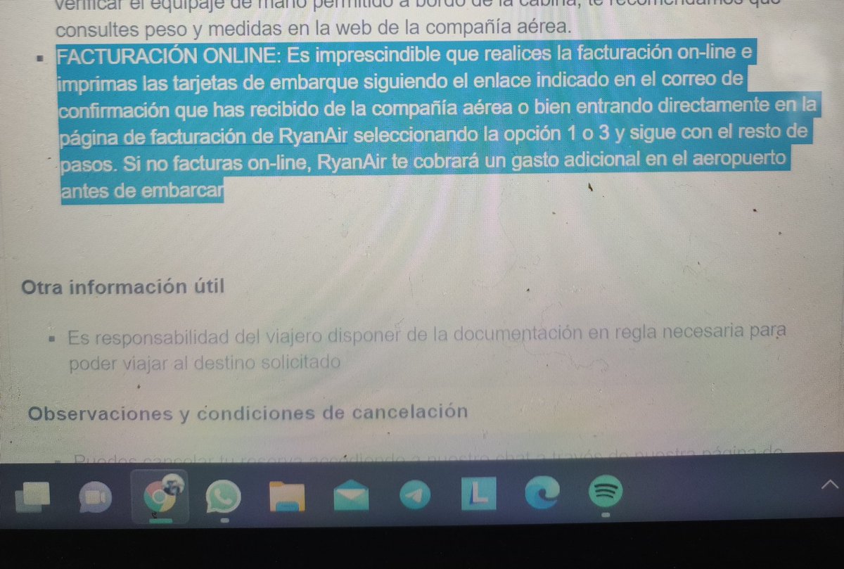 JaraLavalos's tweet photo. Hola @Ryanair_ES 
¿Qué solución le dais a esto? 
Llevo todo el día intentando hacer el chek-in de un vuelo que tengo mañana y ni por la app, ni por vuestra web hay manera. 
Tampoco contestáis a los chat y por supuesto imposible que contestéis al teléfono.
SOLUCIÓN?? https://t.co/C4Rf89FbVh