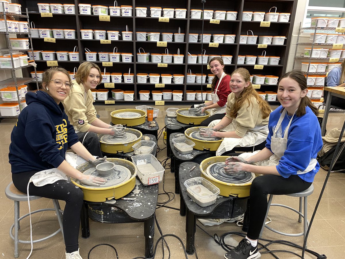 Advanced Pottery. Day 1 on the pottery wheel. 😀😀