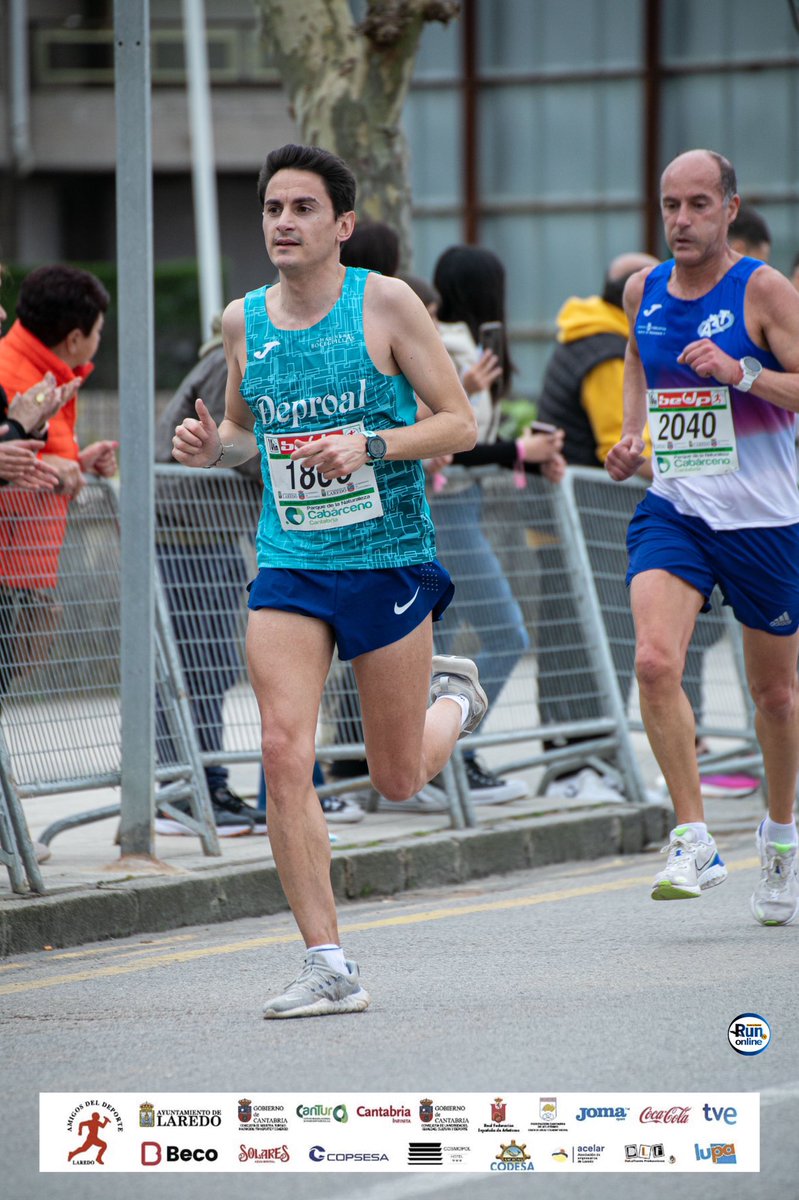 Alej4ndromlep's tweet photo. #10KLaredo πβοΈπ₯
π· @runonline_ https://t.co/3p1CpBcBoj