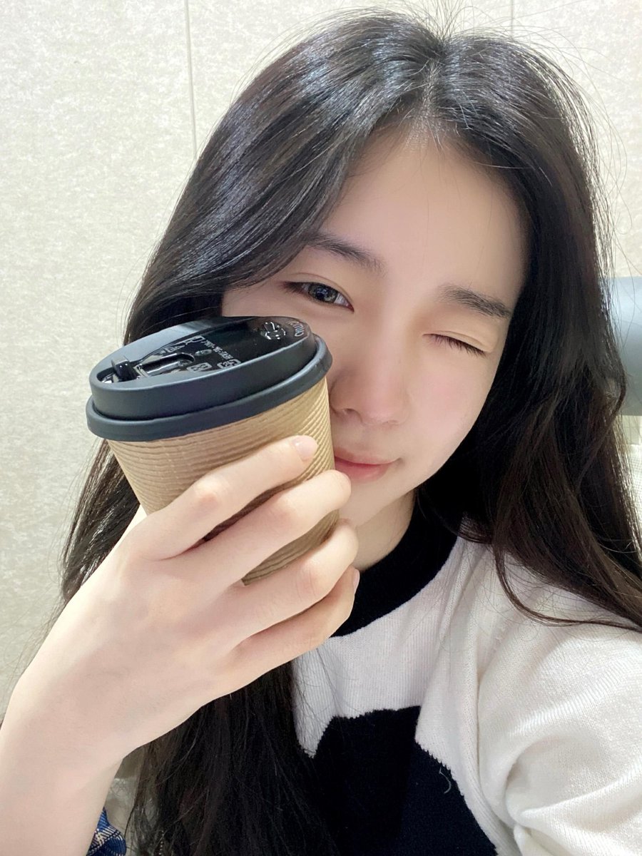 wooyeon thinker (@wynfiles) on Twitter photo 