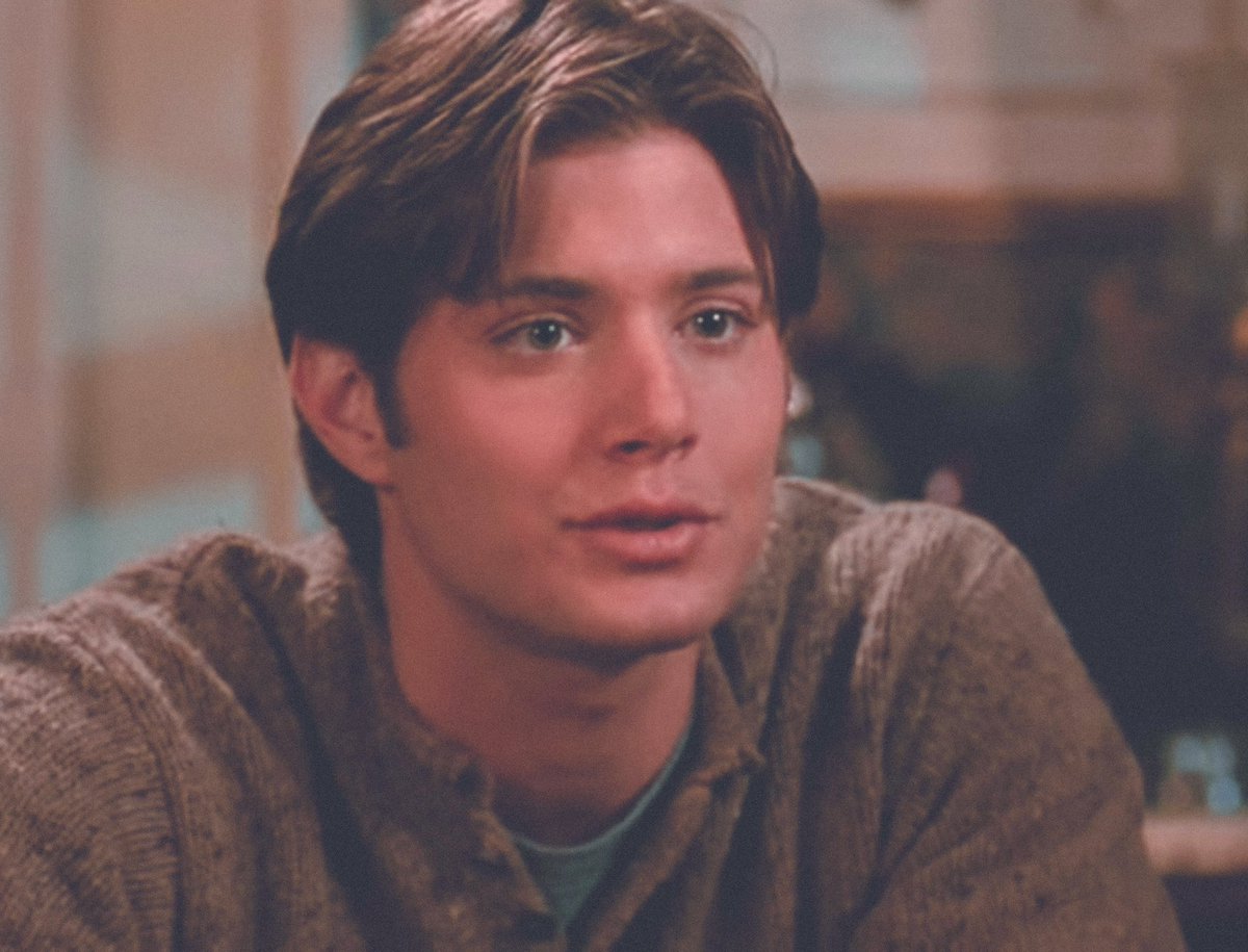 jensen ackles looked so soft in dawson’s creek