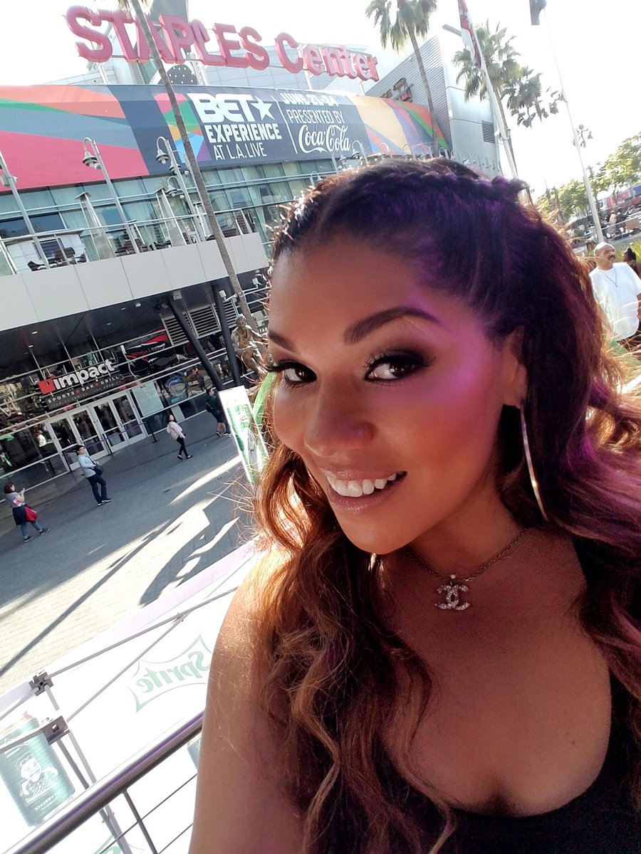 TBT ... When it was still the #StaplesCenter . Calling it the #Crypto.comArena  never feels right 😏 Just like it will ALWAYS be the #SearsTower , not  #WillisTower and #ComiskeyPark vs. ANYTHING