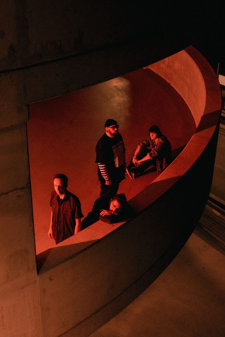 We love showcasing new artists! Learn more about Why Not, Praise, <a href="/callaway_martin/">Callaway Martin</a>, and <a href="/waxflowermusic/">Waxflower</a>  in Radio Uprising ido.bi/242h