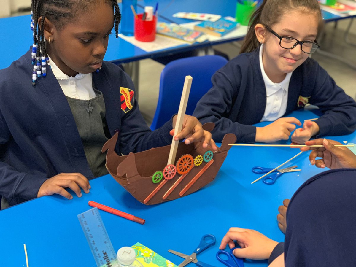 De Beauvoir Primary tweet media